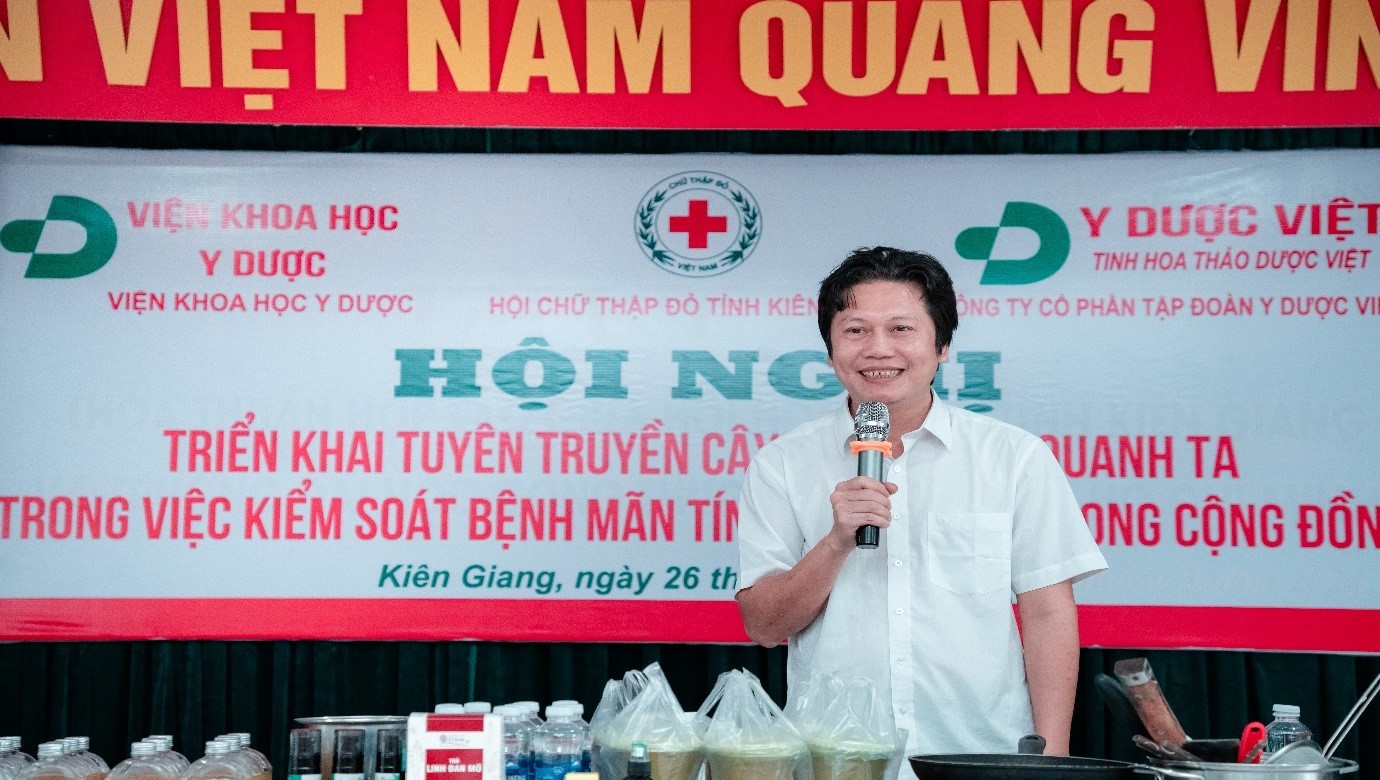 Tập Đoàn Y Dược Việt: Tuyên truyền cây thuốc nam quanh ta trong việc kiểm soát bệnh mãn tính không lây trong cộng đồng